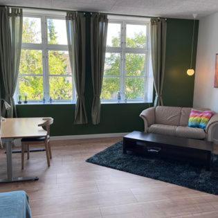 Den Lille Skole - Ferie Pa Aero I Marstal By - Vaerelser Hotel Luaran gambar