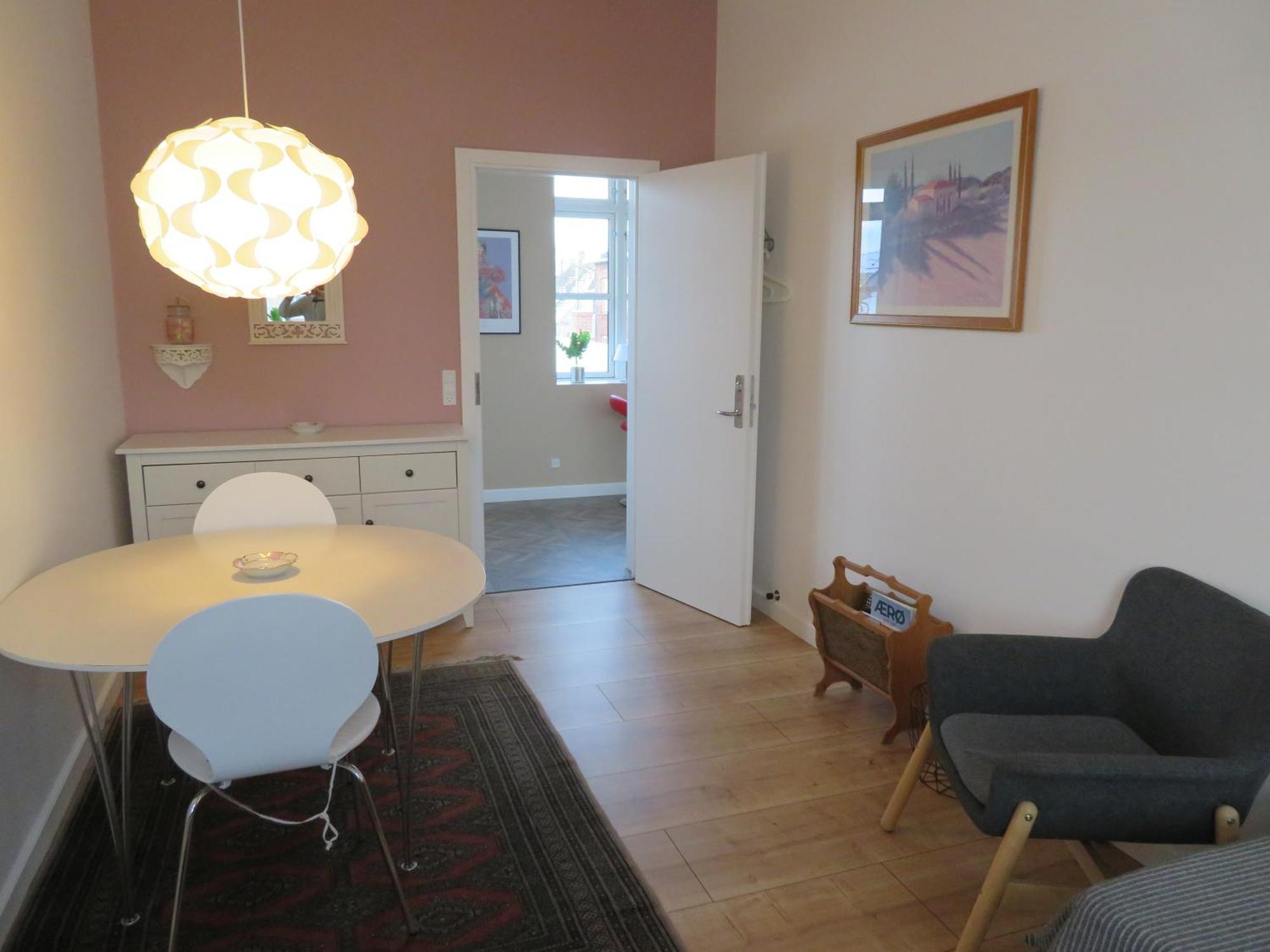 Den Lille Skole - Ferie Pa Aero I Marstal By - Vaerelser Hotel Luaran gambar